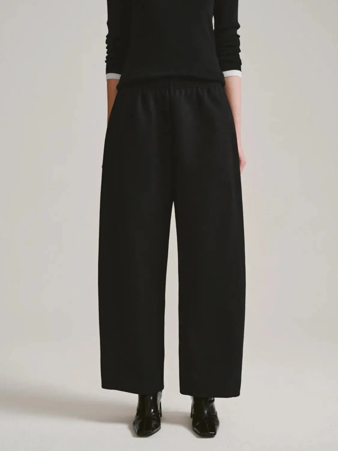 23576-pull-on-barrel-leg-pants-1.webp Pull On Barrel Leg Pants