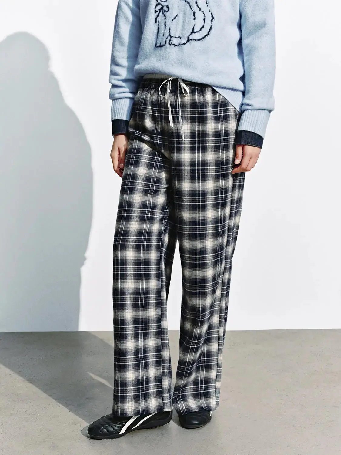 23605-contrast-check-pull-on-wide-leg-pants-3.webp Contrast Check Pull On Wide Leg Pants