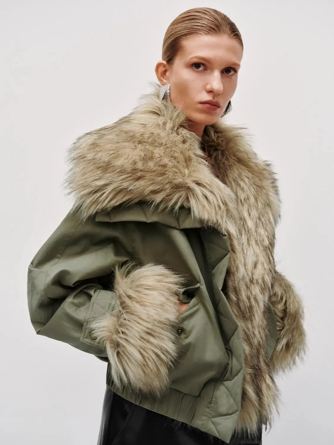 23665-faux-fur-trim-padded-jackets-2.webp Faux Fur Trim Padded Jackets