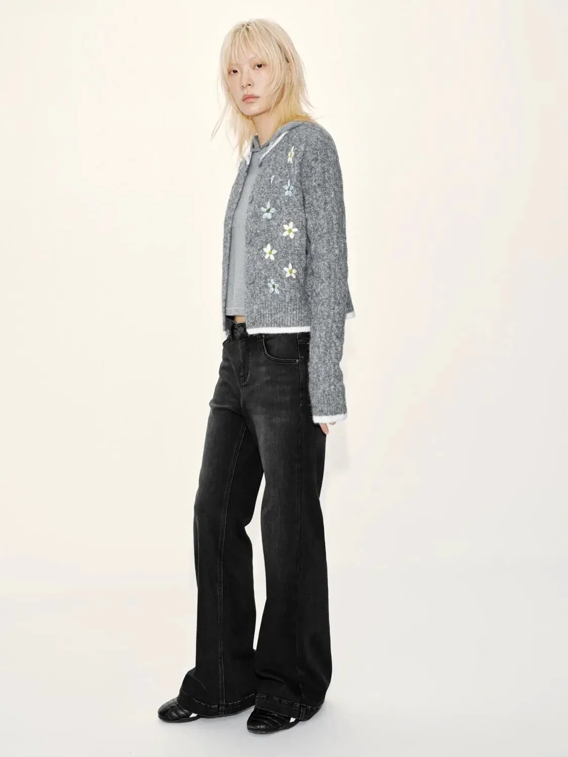 23677-contrast-trim-flower-embroidered-cardigan-13.webp Contrast Trim Flower Embroidered Cardigan