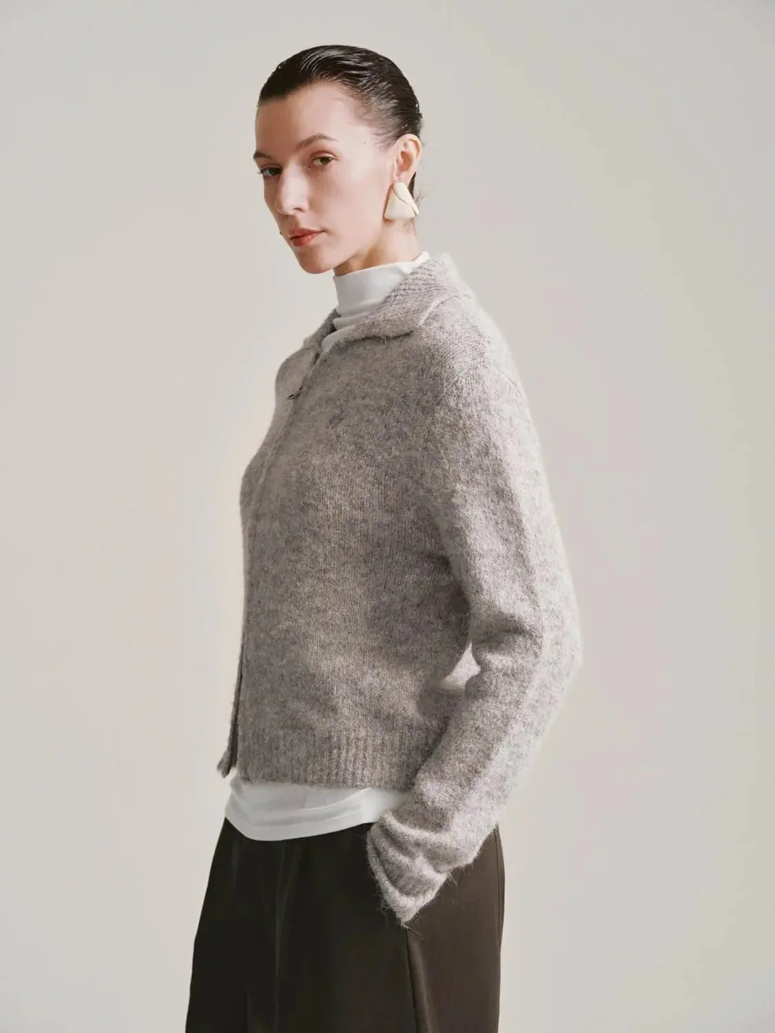 Collared Zip Up Knitted Cardigans