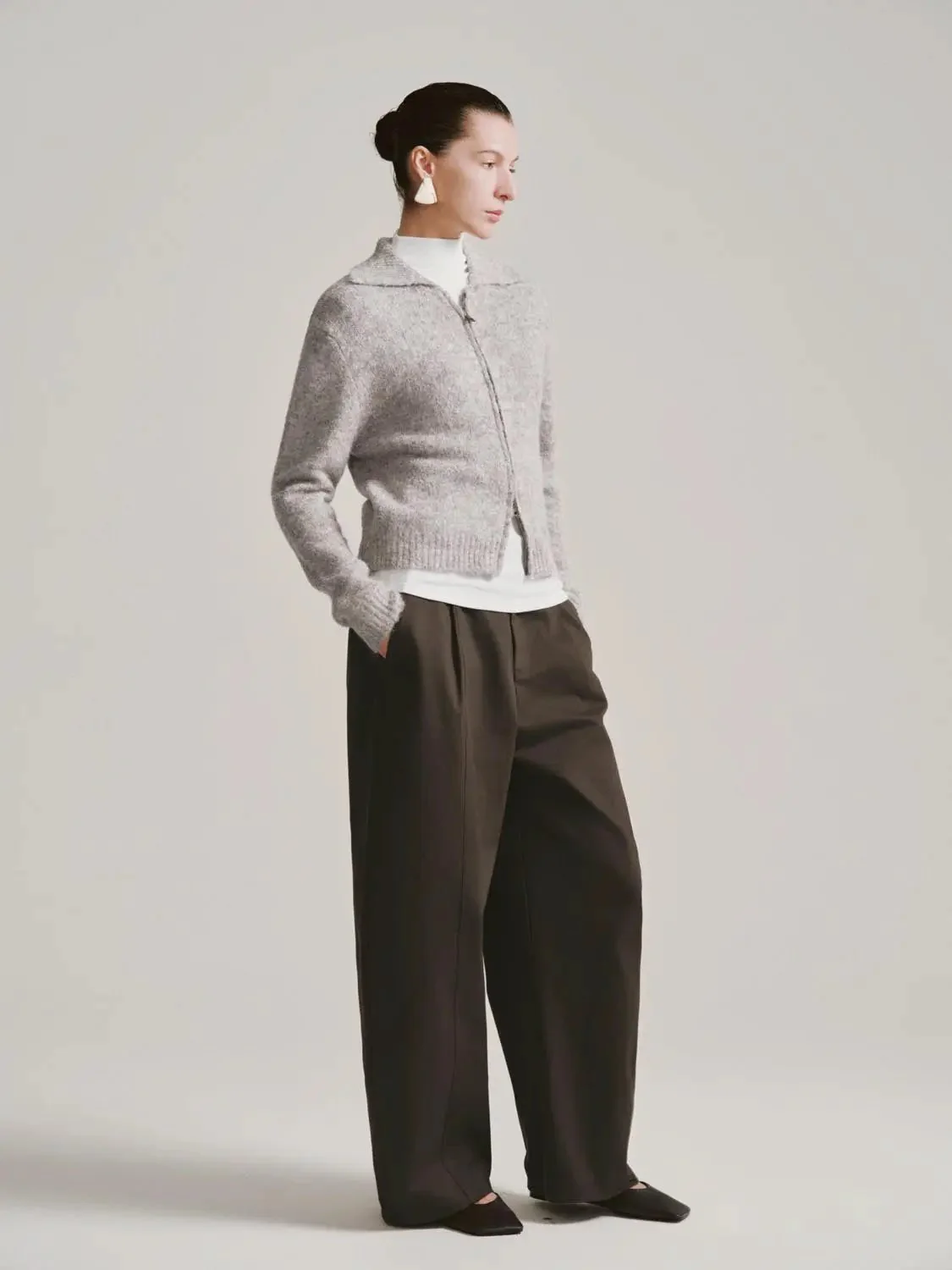 Collared Zip Up Knitted Cardigans