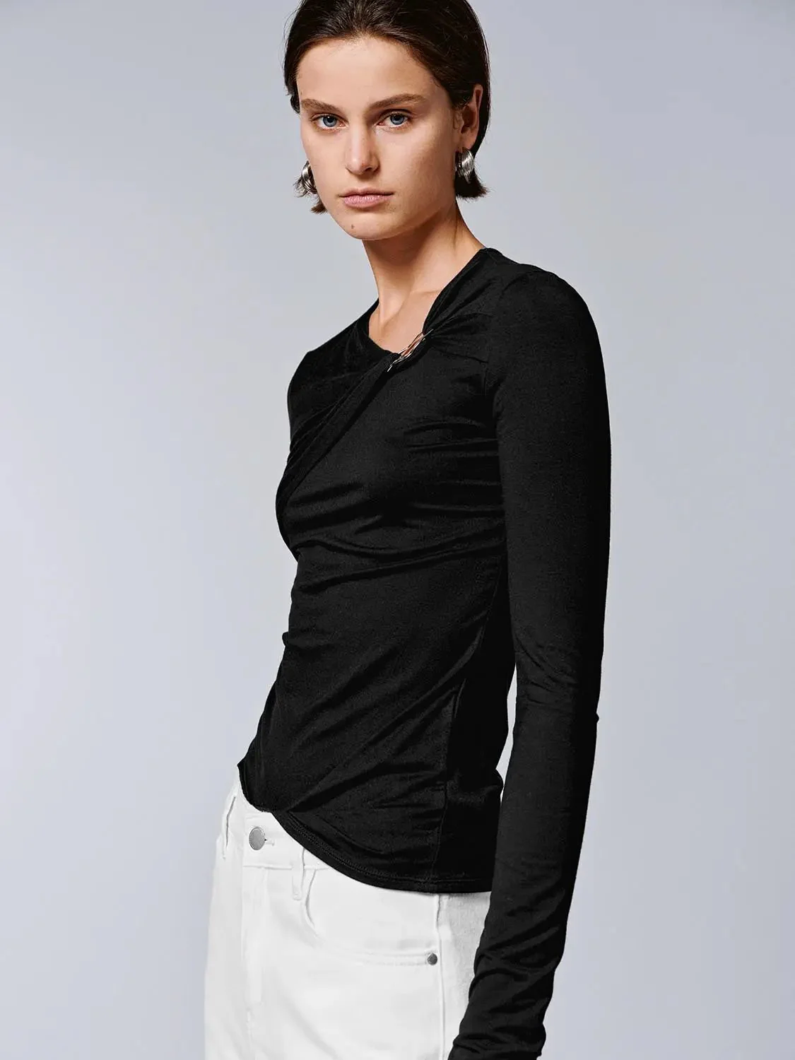 23808-knot-front-long-sleeve-stretch-knit-t-shirts-10.webp Knot Front Long Sleeve Stretch Knit T Shirts