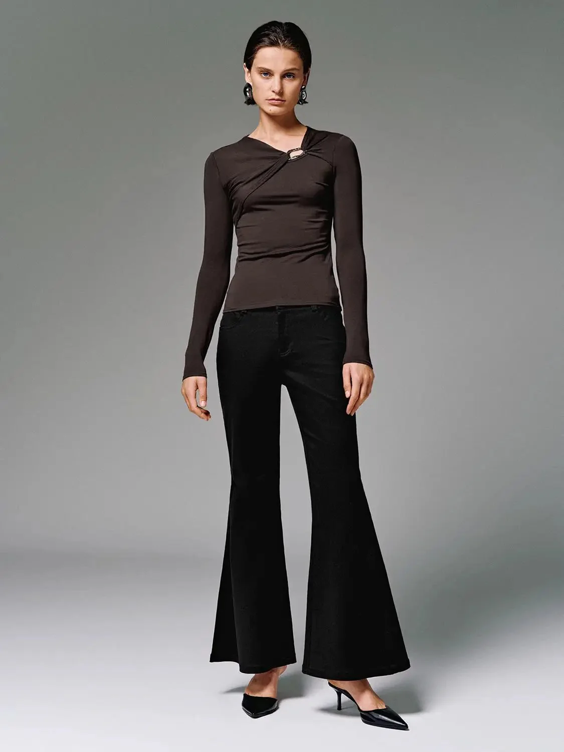 23808-knot-front-long-sleeve-stretch-knit-t-shirts-4.webp Knot Front Long Sleeve Stretch Knit T Shirts