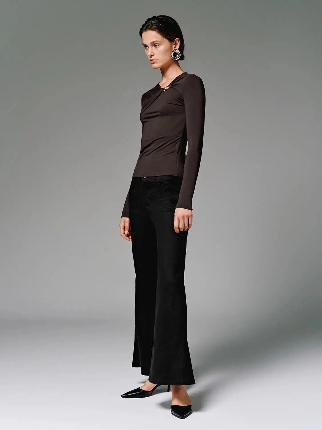 23808-knot-front-long-sleeve-stretch-knit-t-shirts-5.webp Knot Front Long Sleeve Stretch Knit T Shirts