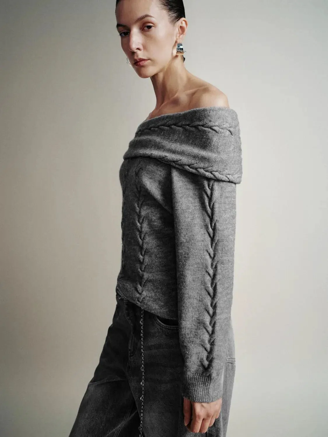 Off Shoulder Cable Knit T-Shirts