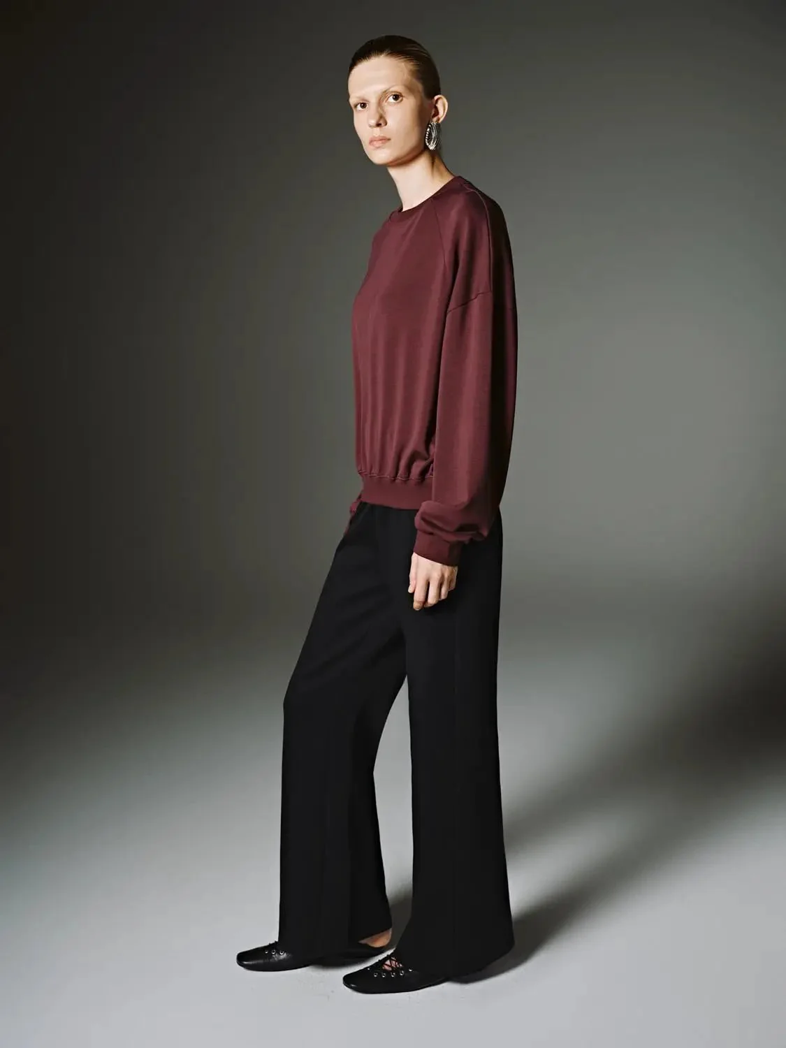 23849-modal-blend-relaxed-crew-neck-sweatshirts-29.webp Modal Blend Relaxed Crew Neck Sweatshirts