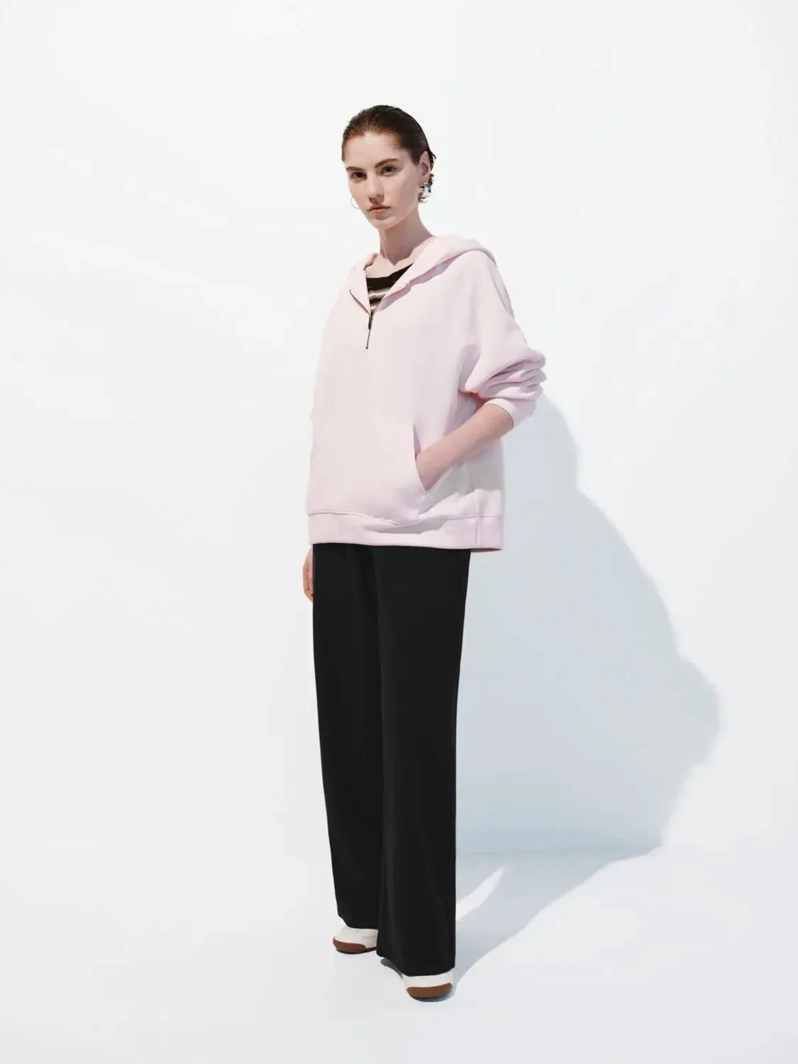 23884-cotton-blend-hooded-half-zip-sweatshirts-4.webp Cotton Blend Hooded Half Zip Sweatshirts