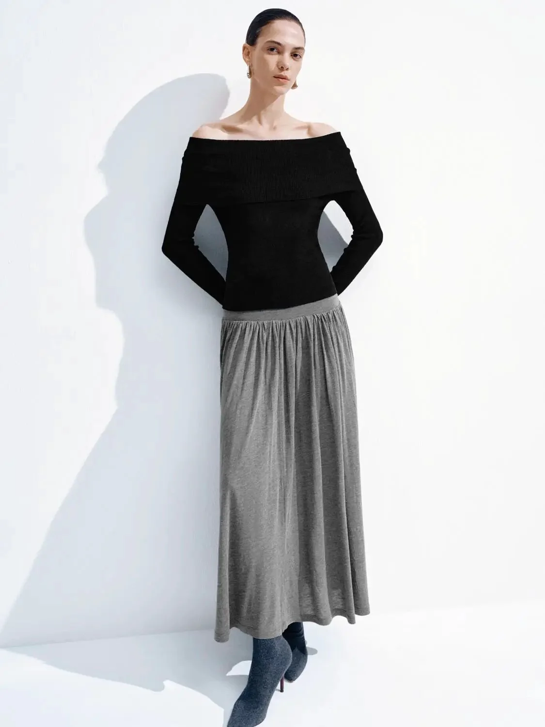 23948-crinkle-a-line-midi-skirts-4.webp Crinkle A-Line Midi Skirts