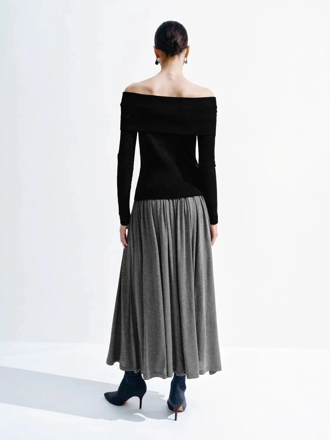 23948-crinkle-a-line-midi-skirts-6.webp Crinkle A-Line Midi Skirts