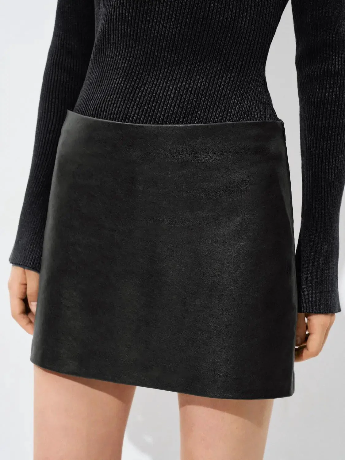 23975-straight-mini-skirts-13.webp Straight Mini Skirts
