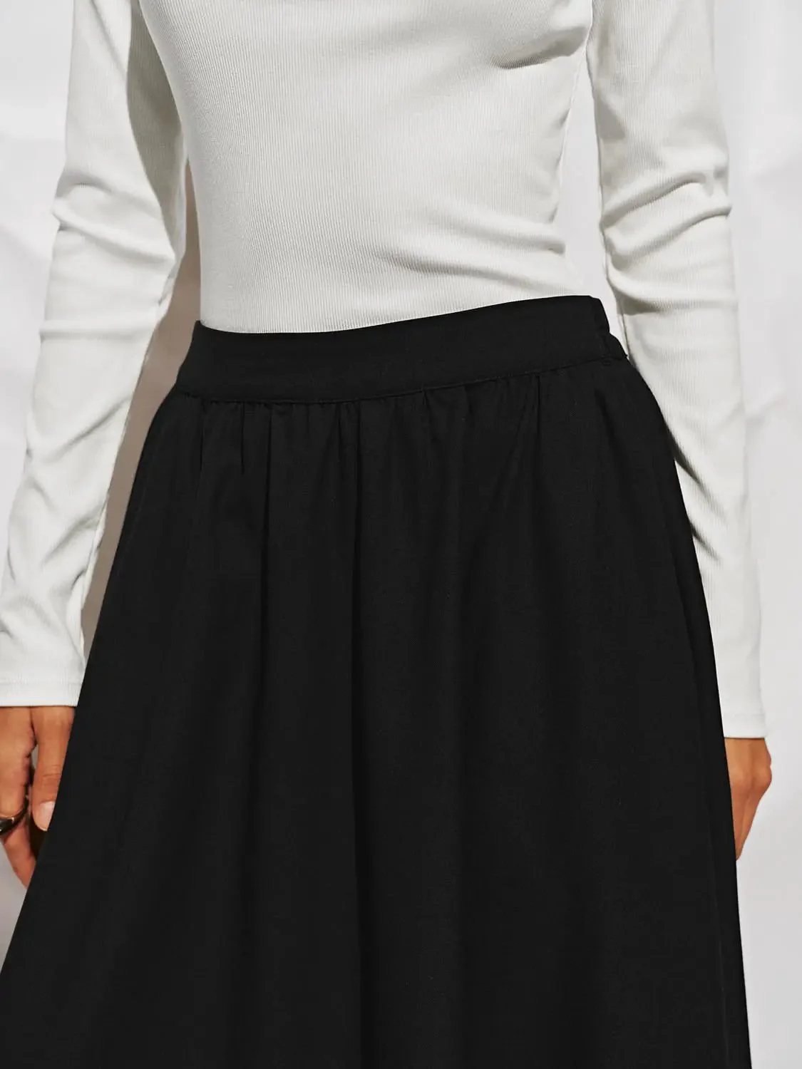 24025-crinkle-circle-a-line-midi-skirts-12.webp Crinkle Circle A-Line Midi Skirts