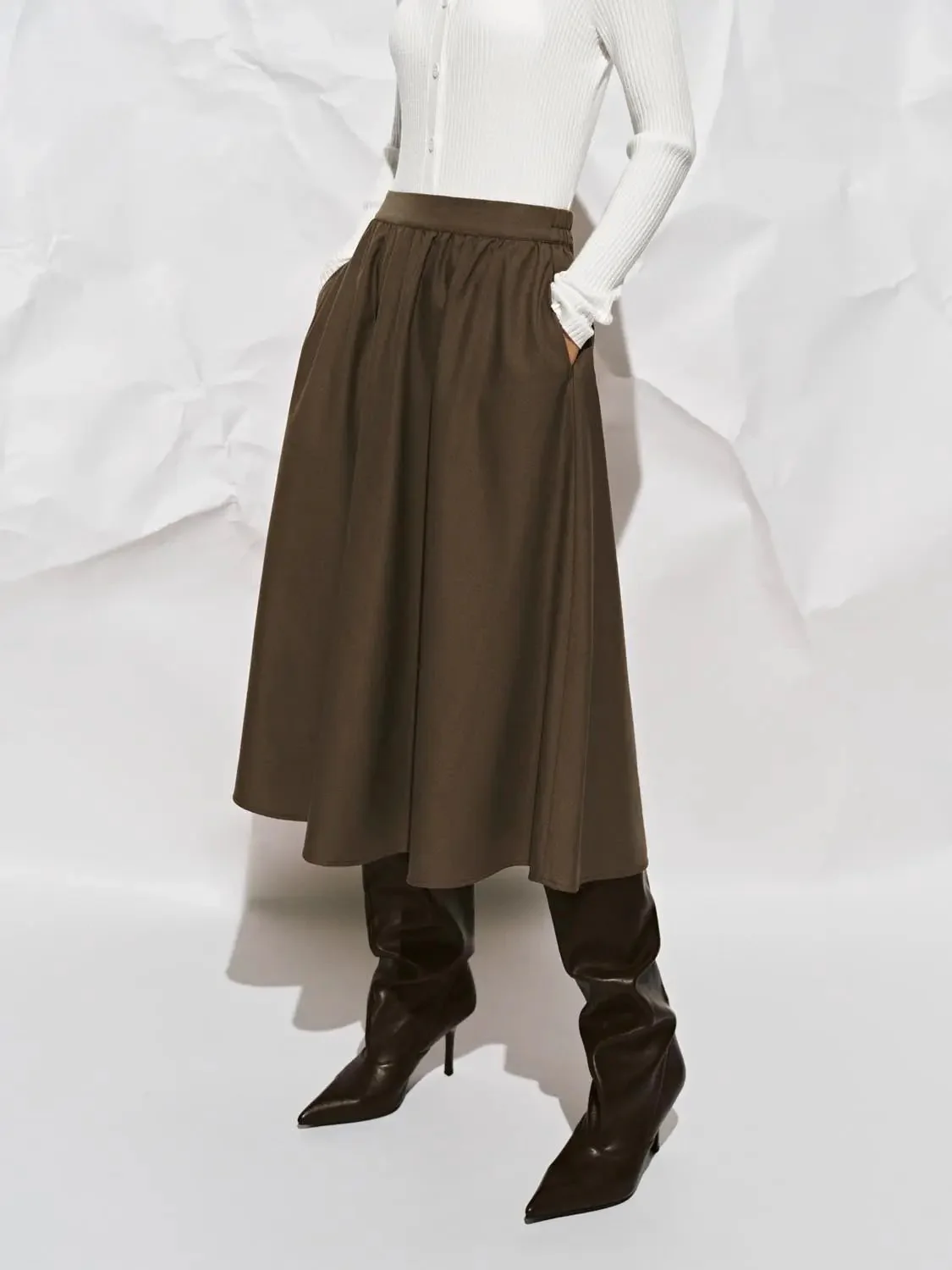 24025-crinkle-circle-a-line-midi-skirts-19.webp Crinkle Circle A-Line Midi Skirts