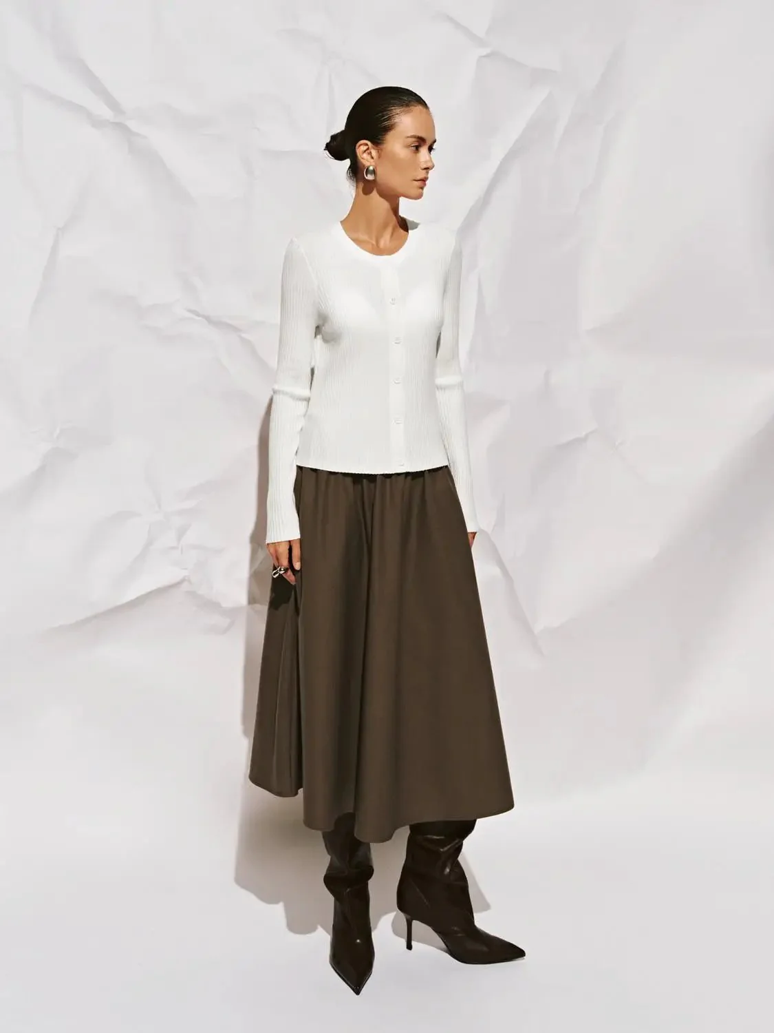 24025-crinkle-circle-a-line-midi-skirts-22.webp Crinkle Circle A-Line Midi Skirts