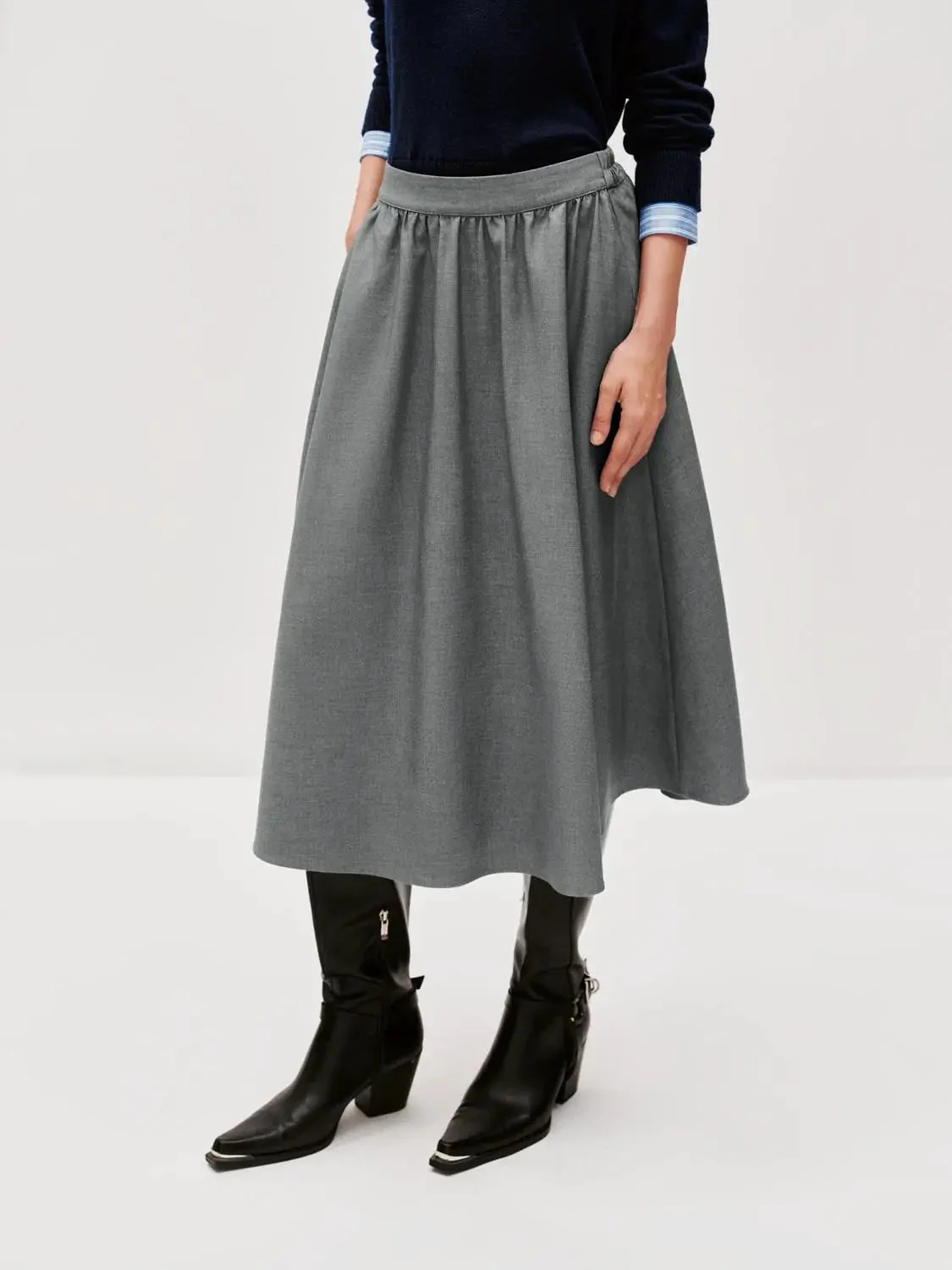 24025-crinkle-circle-a-line-midi-skirts-27.webp Crinkle Circle A-Line Midi Skirts