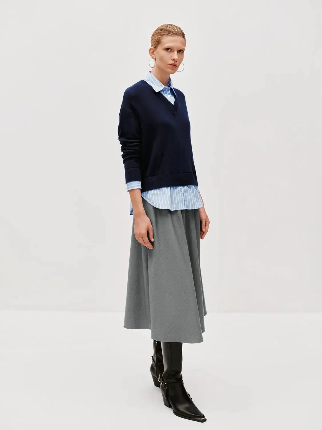 24025-crinkle-circle-a-line-midi-skirts-29.webp Crinkle Circle A-Line Midi Skirts