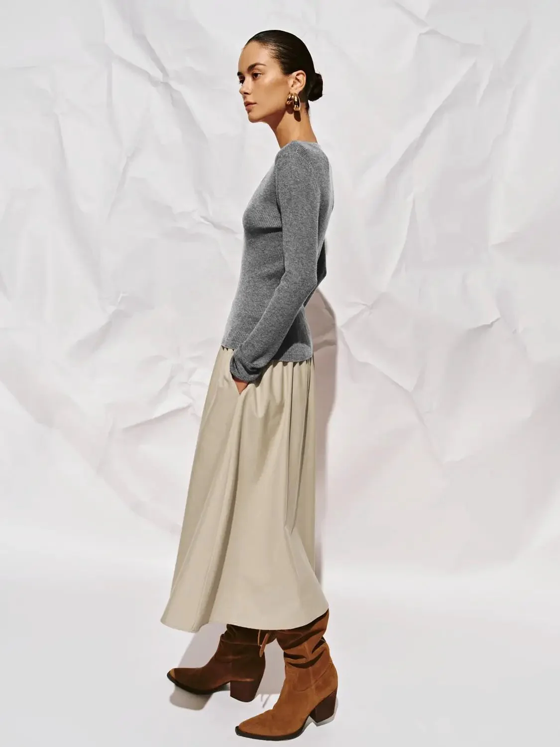 24025-crinkle-circle-a-line-midi-skirts-6.webp Crinkle Circle A-Line Midi Skirts