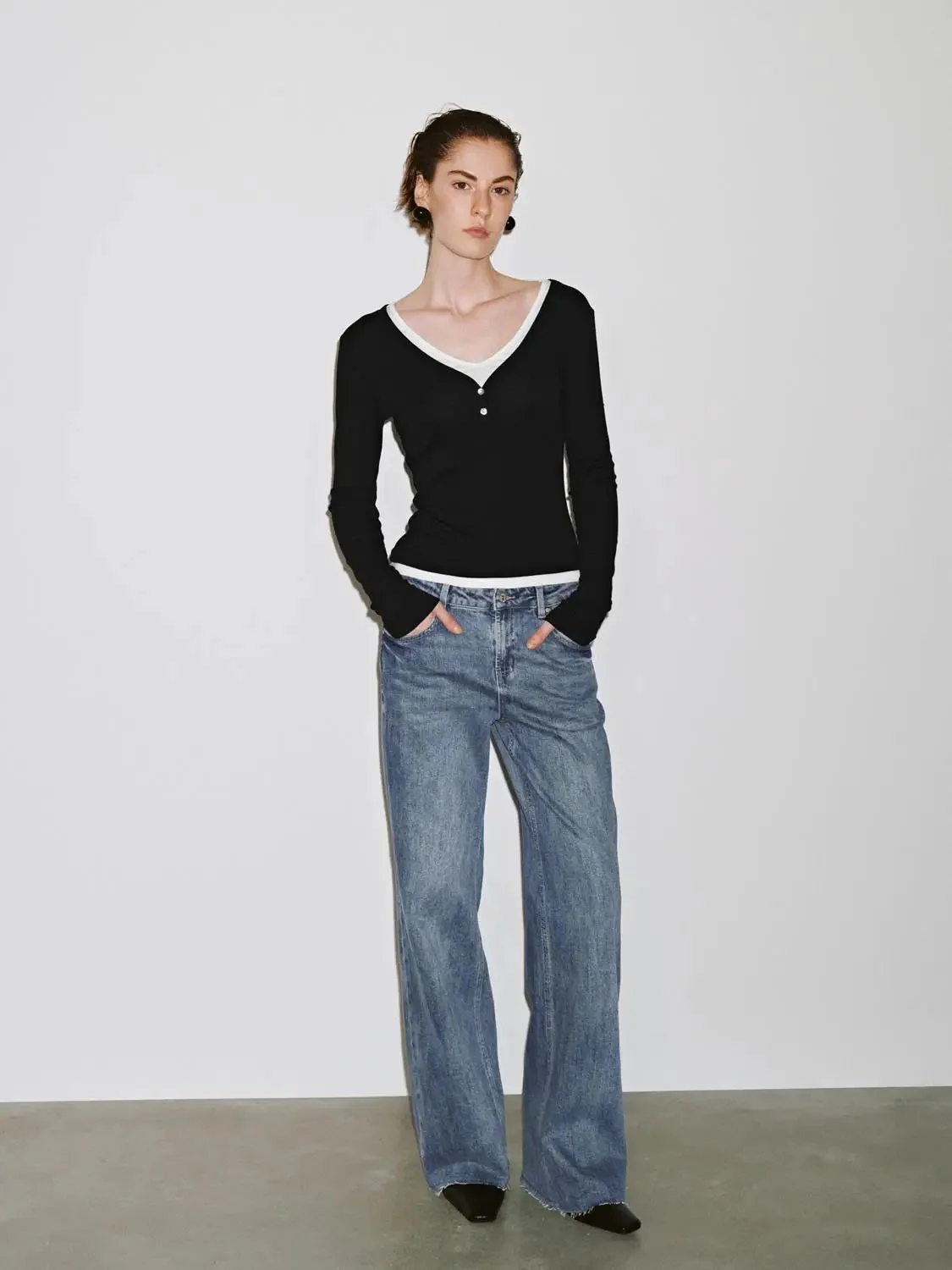 24055-lyocell-wool-blend-v-neck-henley-t-shirt-21.webp Lyocell Wool Blend V-Neck Henley T-Shirt