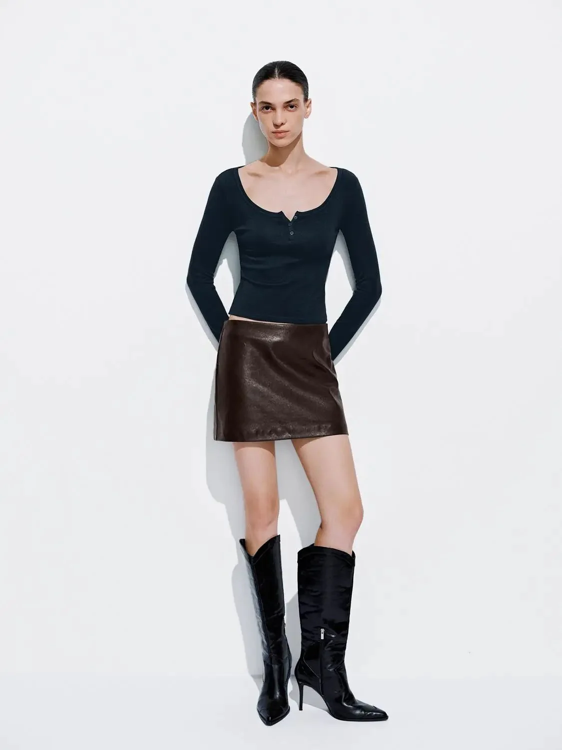 24078-cotton-blend-button-top-scoop-neck-t-shirt-4.webp Cotton Blend Button Top Scoop Neck T Shirt