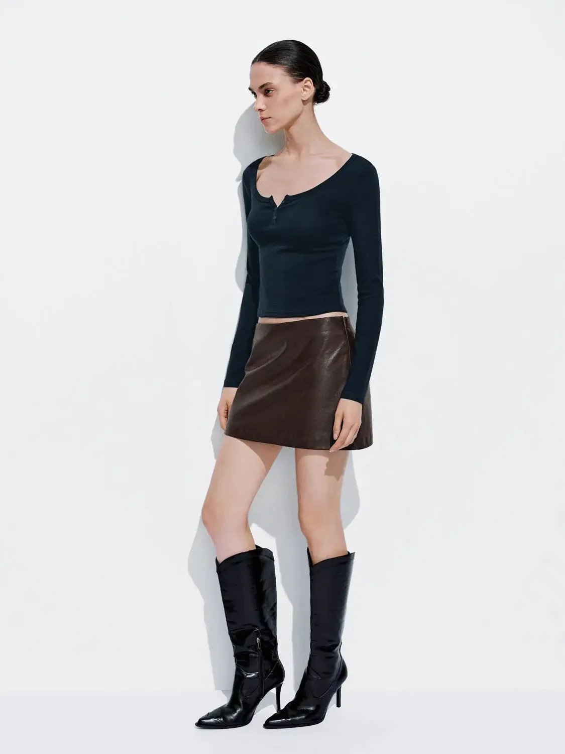24078-cotton-blend-button-top-scoop-neck-t-shirt-5.webp Cotton Blend Button Top Scoop Neck T Shirt
