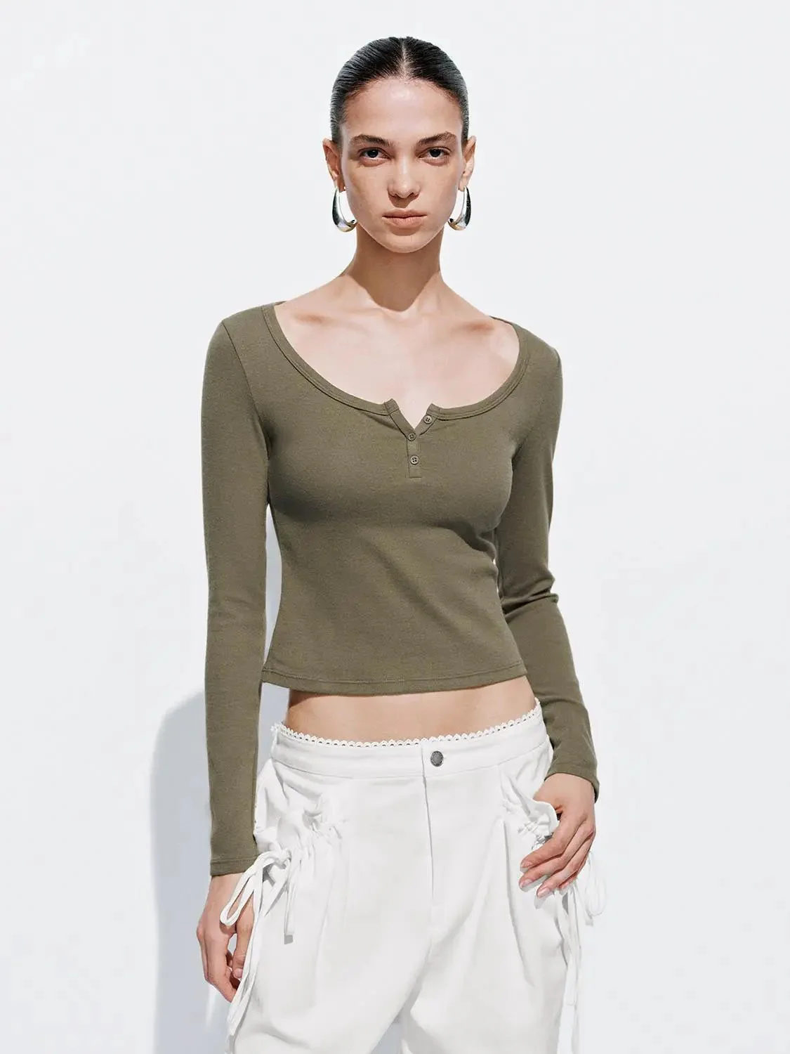24078-cotton-blend-button-top-scoop-neck-t-shirt-9.webp Cotton Blend Button Top Scoop Neck T Shirt