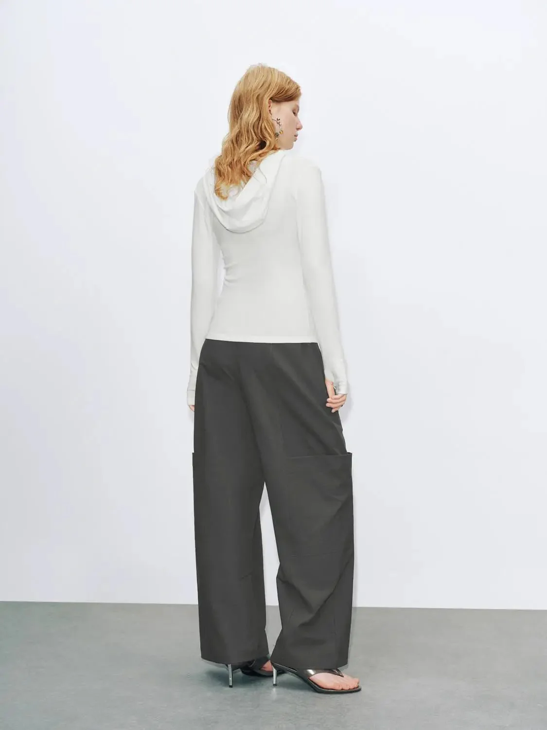 24109-wide-leg-pants-4.webp Wide-Leg Pants