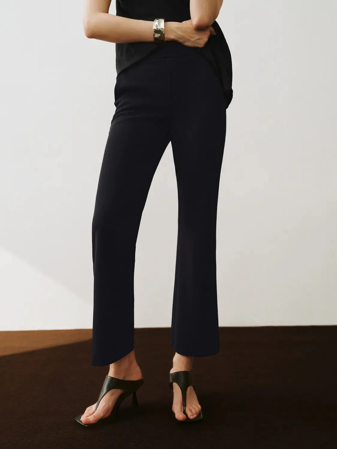 24137-regular-flare-pants-1.webp Regular Flare Pants