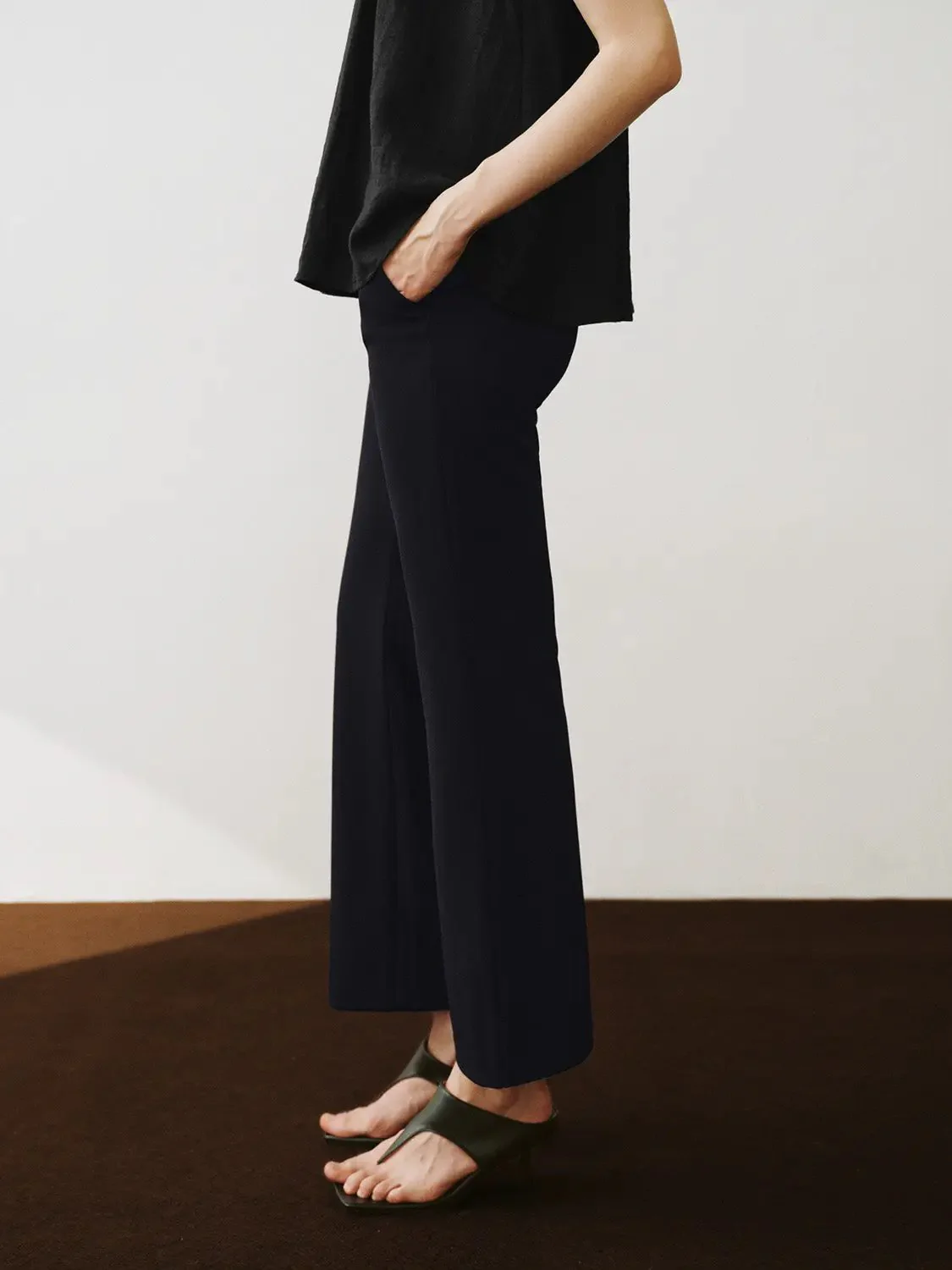 24137-regular-flare-pants-3.webp Regular Flare Pants