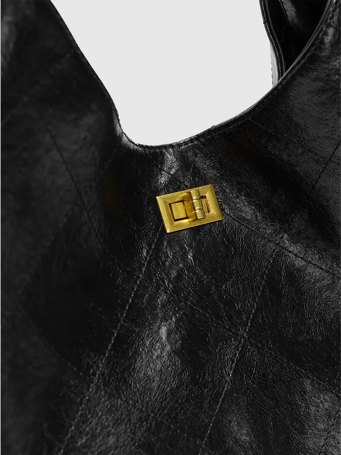 24326-elegant-chain-detail-faux-leather-shoulder-bags-6.webp Elegant Chain Detail Faux Leather Shoulder Bags