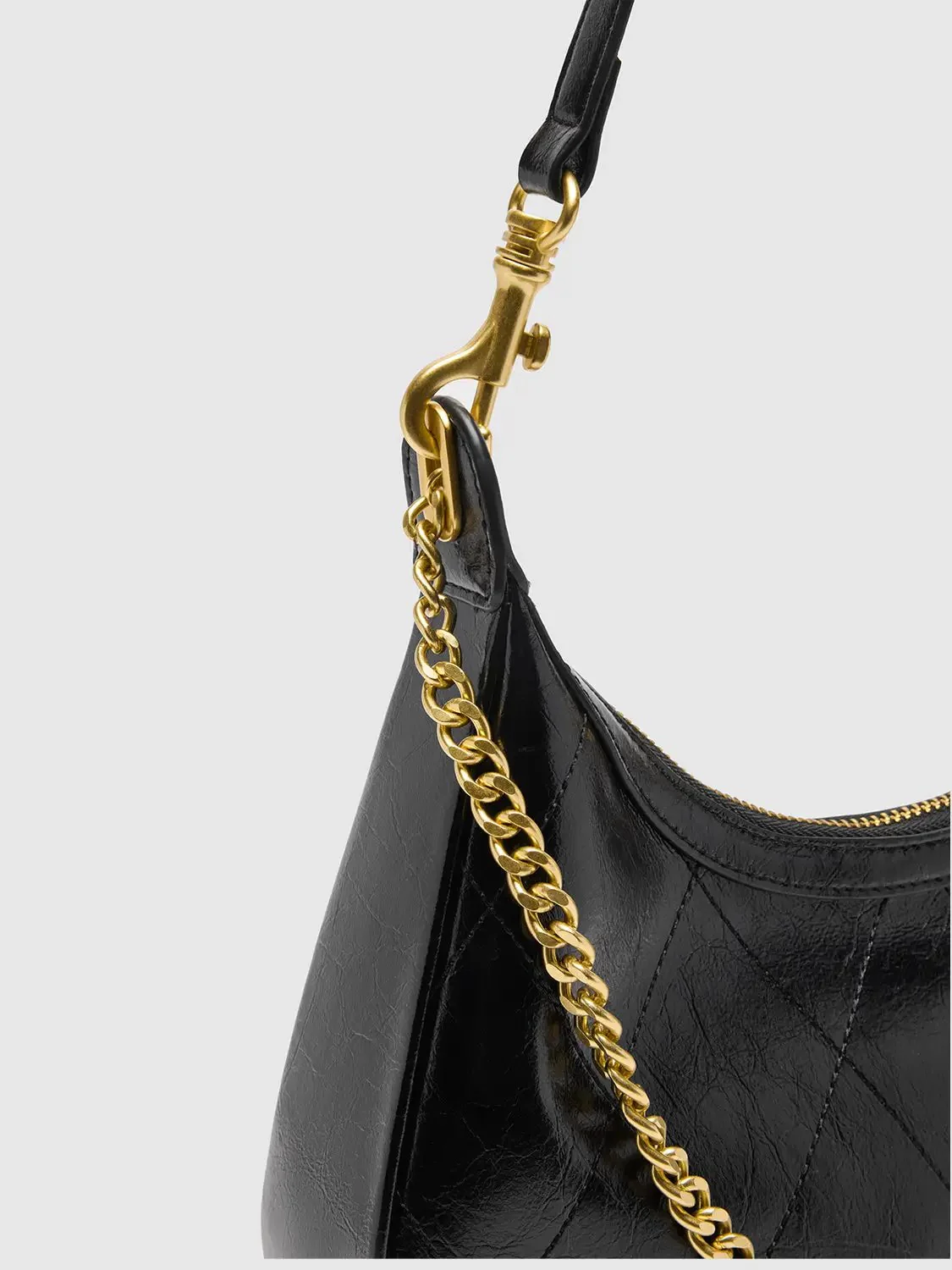 Faux Leather Chain Detail Shoulder Bags