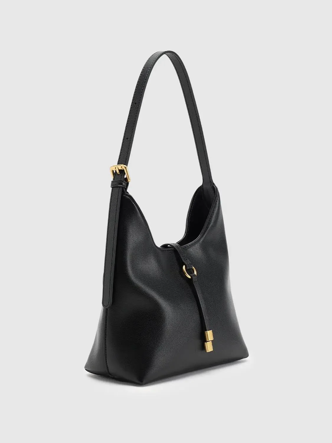 24389-faux-leather-shoulder-bags-3.webp Faux Leather Shoulder Bags