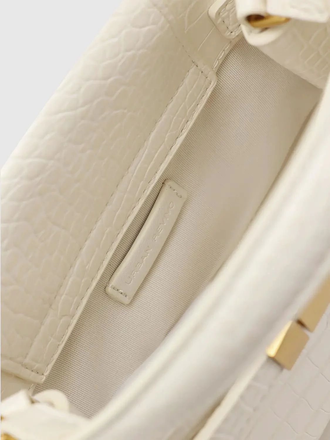 24401-faux-leather-buckle-detail-hand-shoulder-bags-5.webp Faux Leather Buckle Detail Hand Shoulder Bags