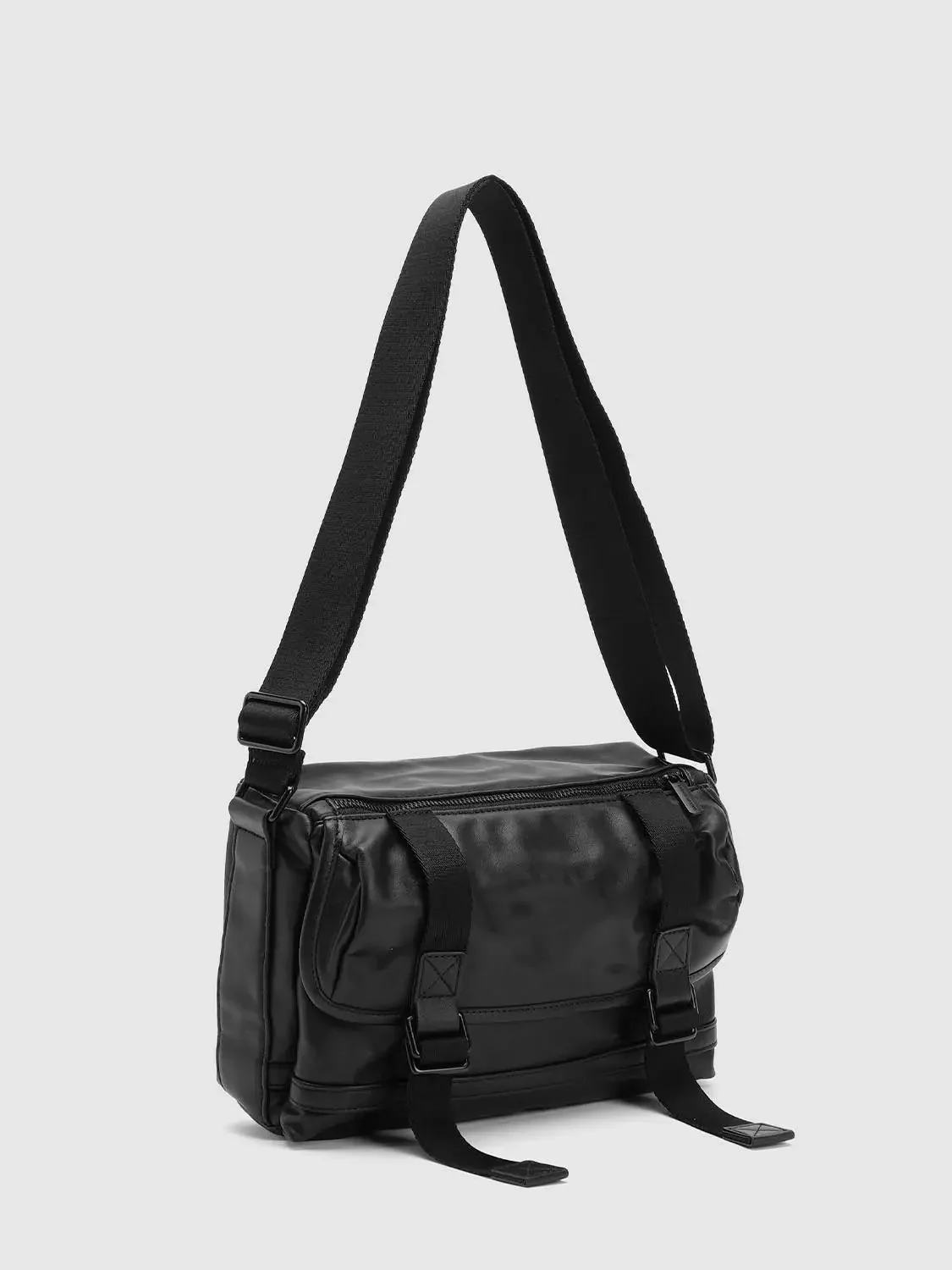 24404-faux-leather-buckle-detail-crossbody-bags-3.webp Faux Leather Buckle Detail Crossbody Bags
