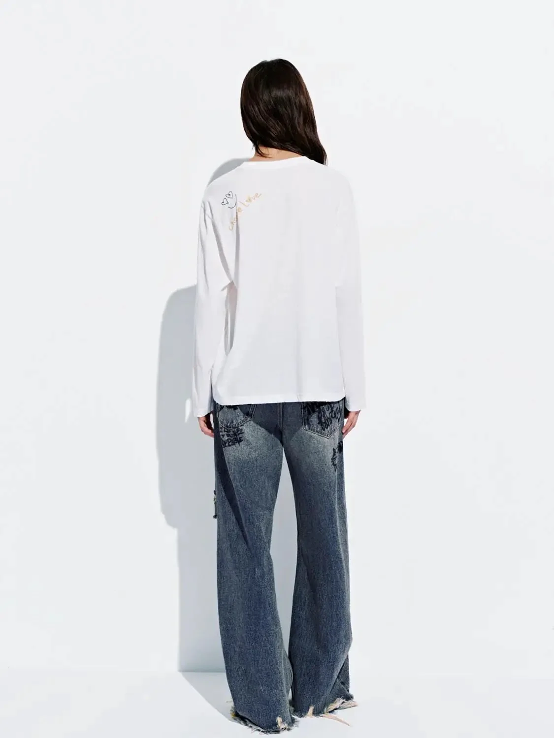 24406-cotton-linen-blend-bear-graphic-long-sleeve-t-shirt-6.webp Cotton Linen Blend Bear Graphic Long Sleeve T Shirt