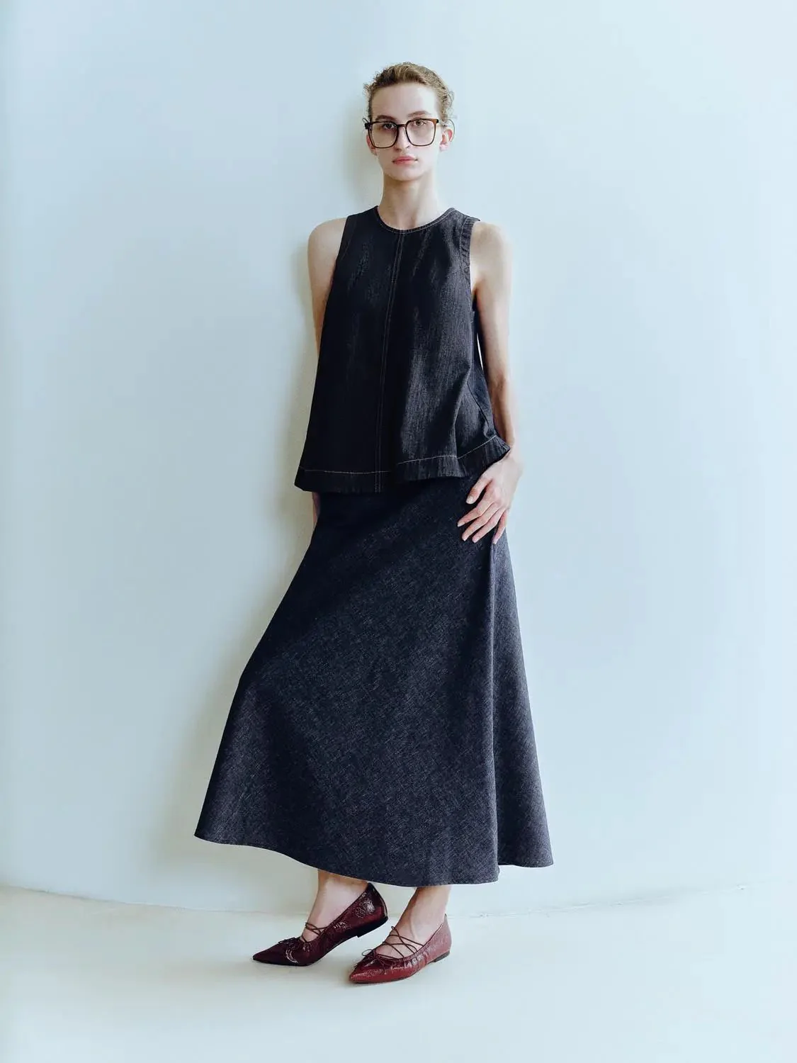2442-cotton-blend-denim-maxi-with-subtle-texture-skirt-6.webp Cotton Blend Denim Maxi With Subtle Texture Skirt