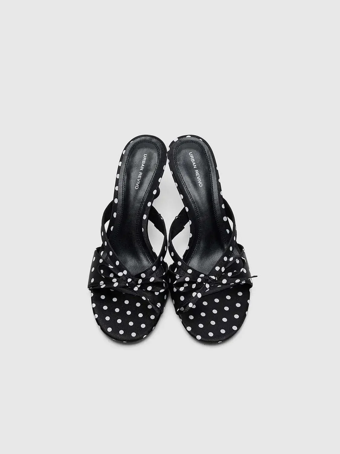 24434-polka-dot-bow-embellished-slippers-11.webp Polka Dot Bow Embellished Slippers