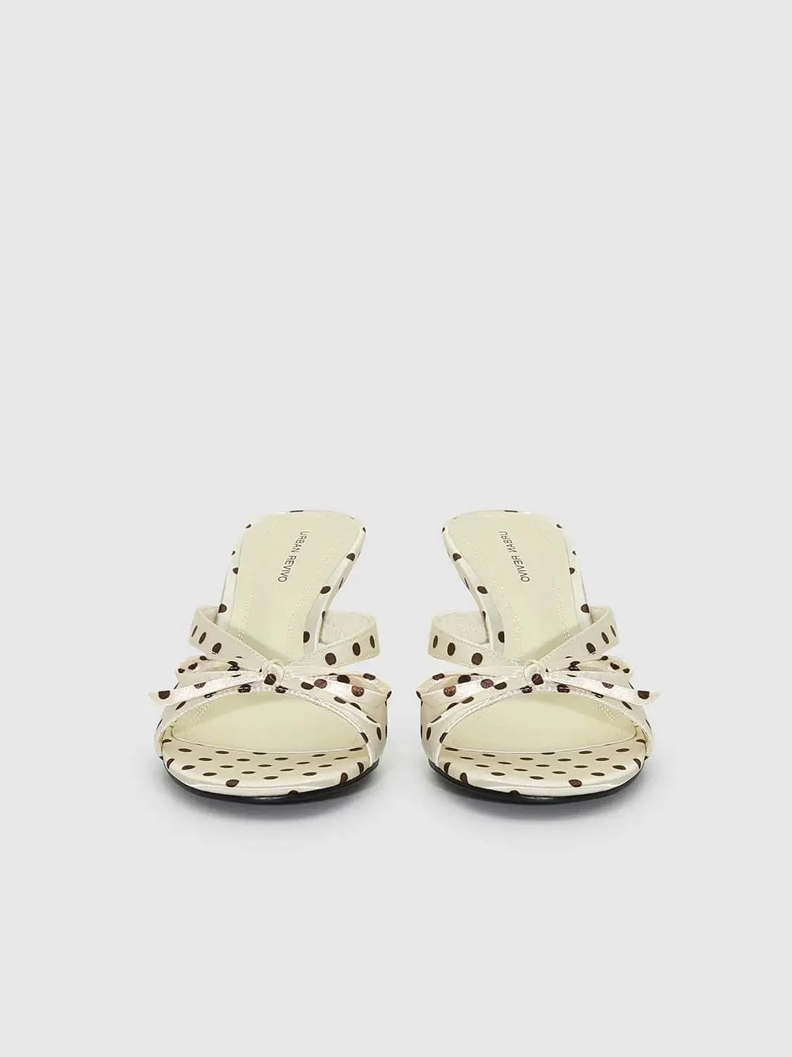 24434-polka-dot-bow-embellished-slippers-3.webp Polka Dot Bow Embellished Slippers