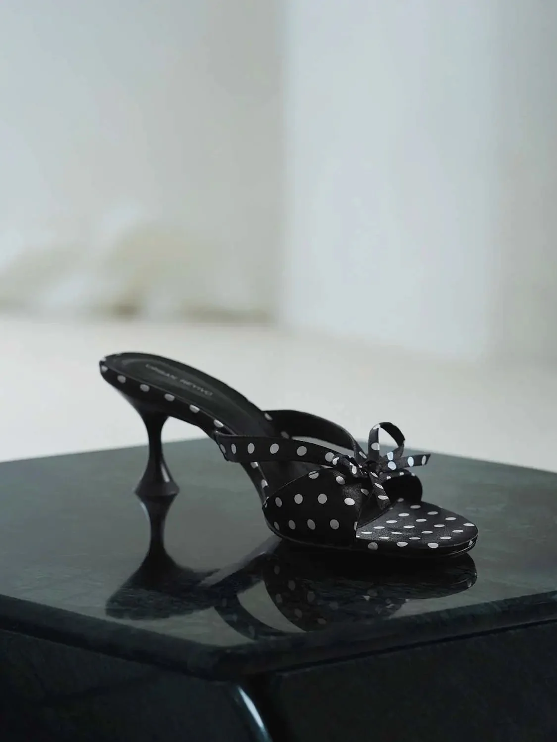 24434-polka-dot-bow-embellished-slippers-9.webp Polka Dot Bow Embellished Slippers