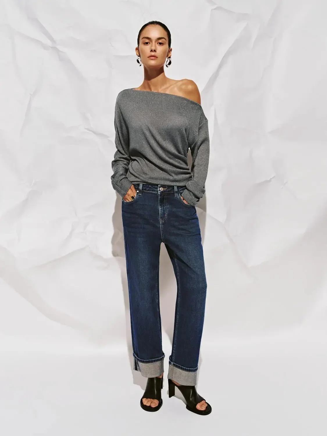 2462-cuffed-straight-leg-jeans-7.webp Cuffed Straight Leg Jeans