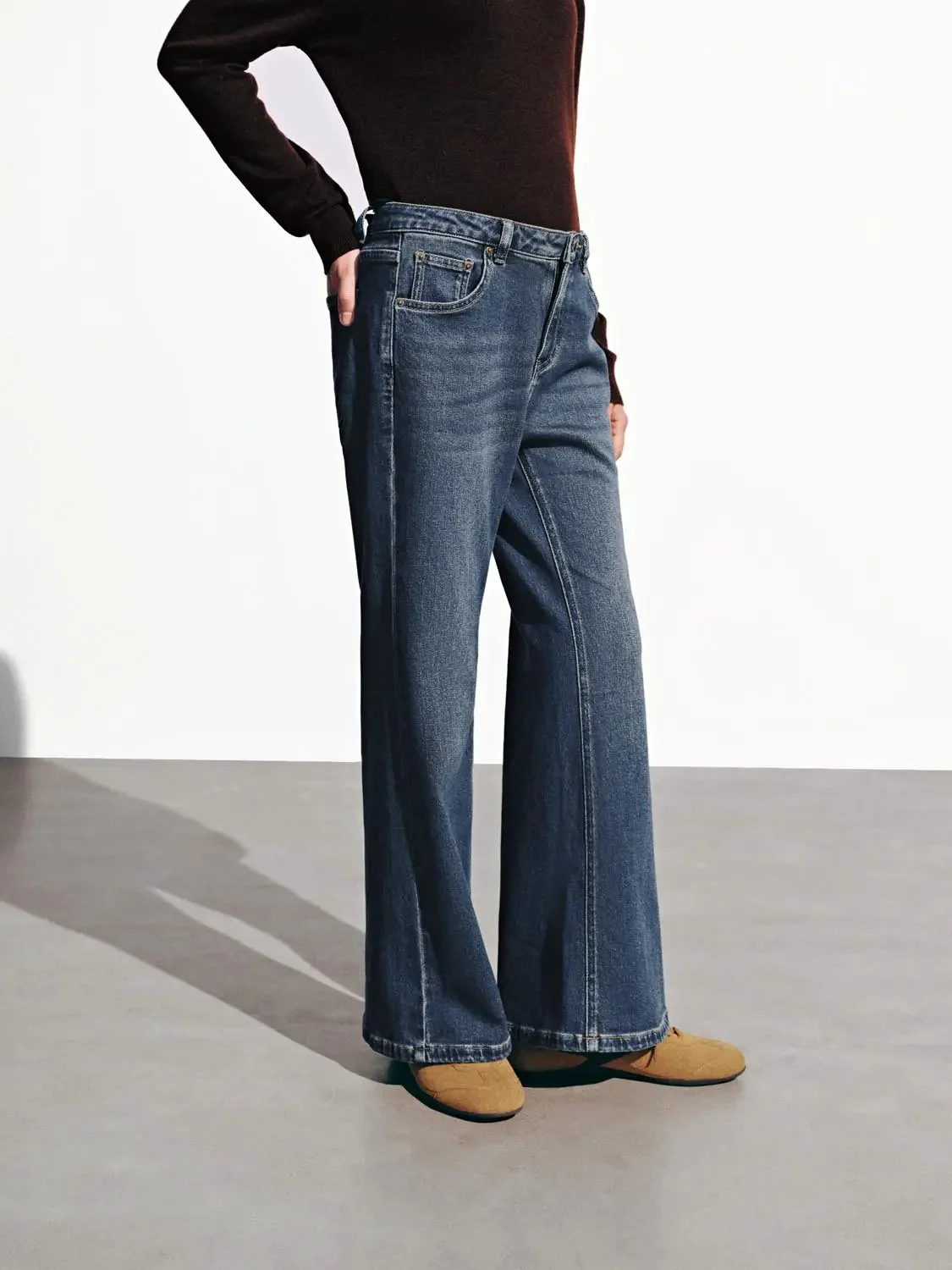 2483-flare-leg-jeans-3.webp Flare Leg Jeans