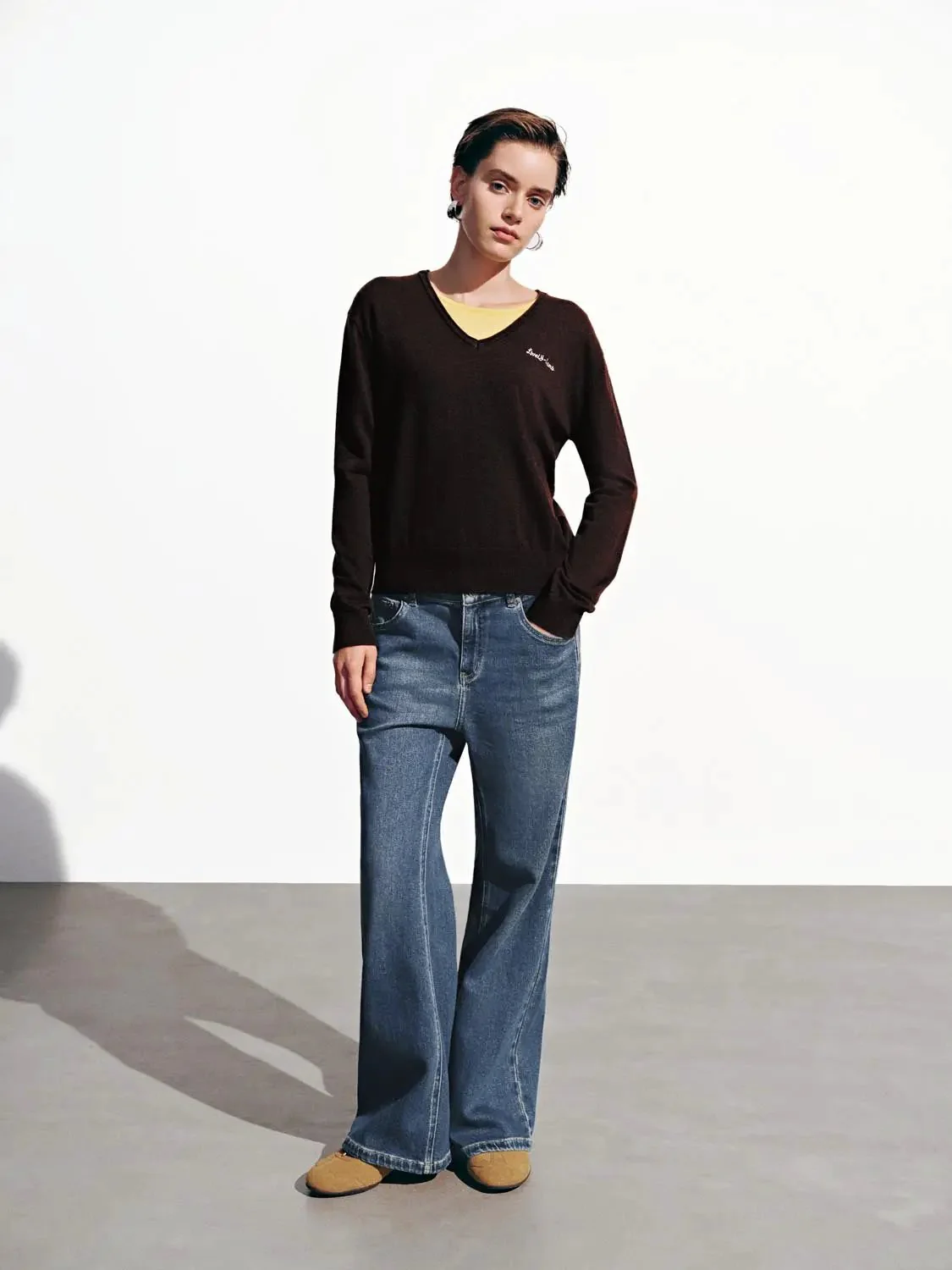 2483-flare-leg-jeans-7.webp Flare Leg Jeans