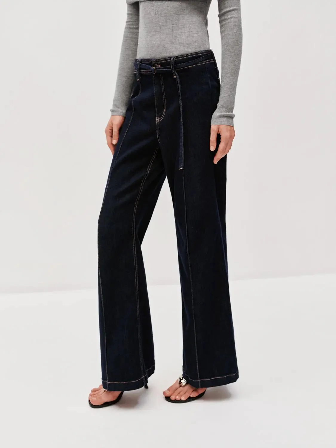 2517-seamed-belted-flare-jeans-3.webp Seamed Belted Flare Jeans