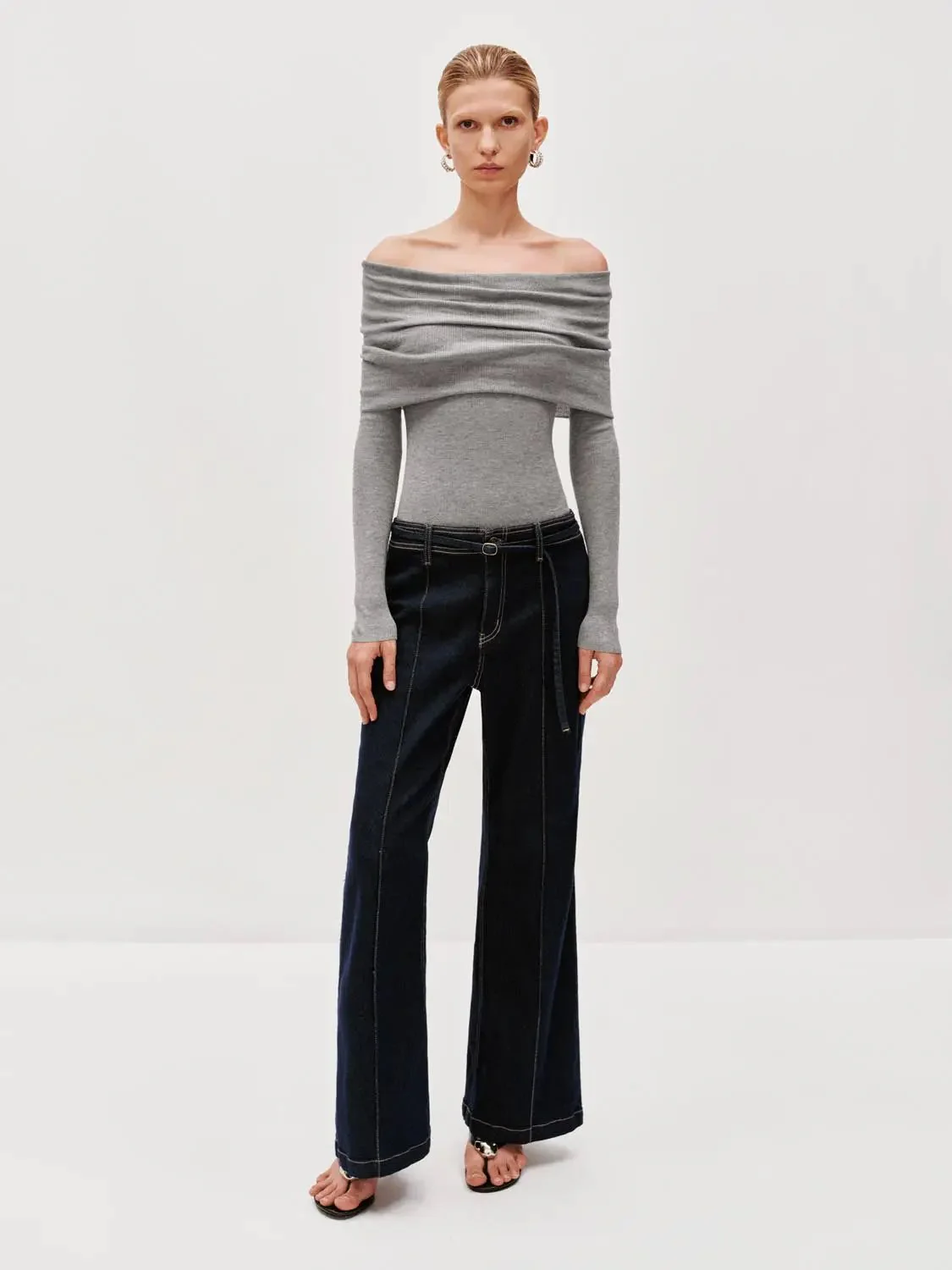 2517-seamed-belted-flare-jeans-7.webp Seamed Belted Flare Jeans