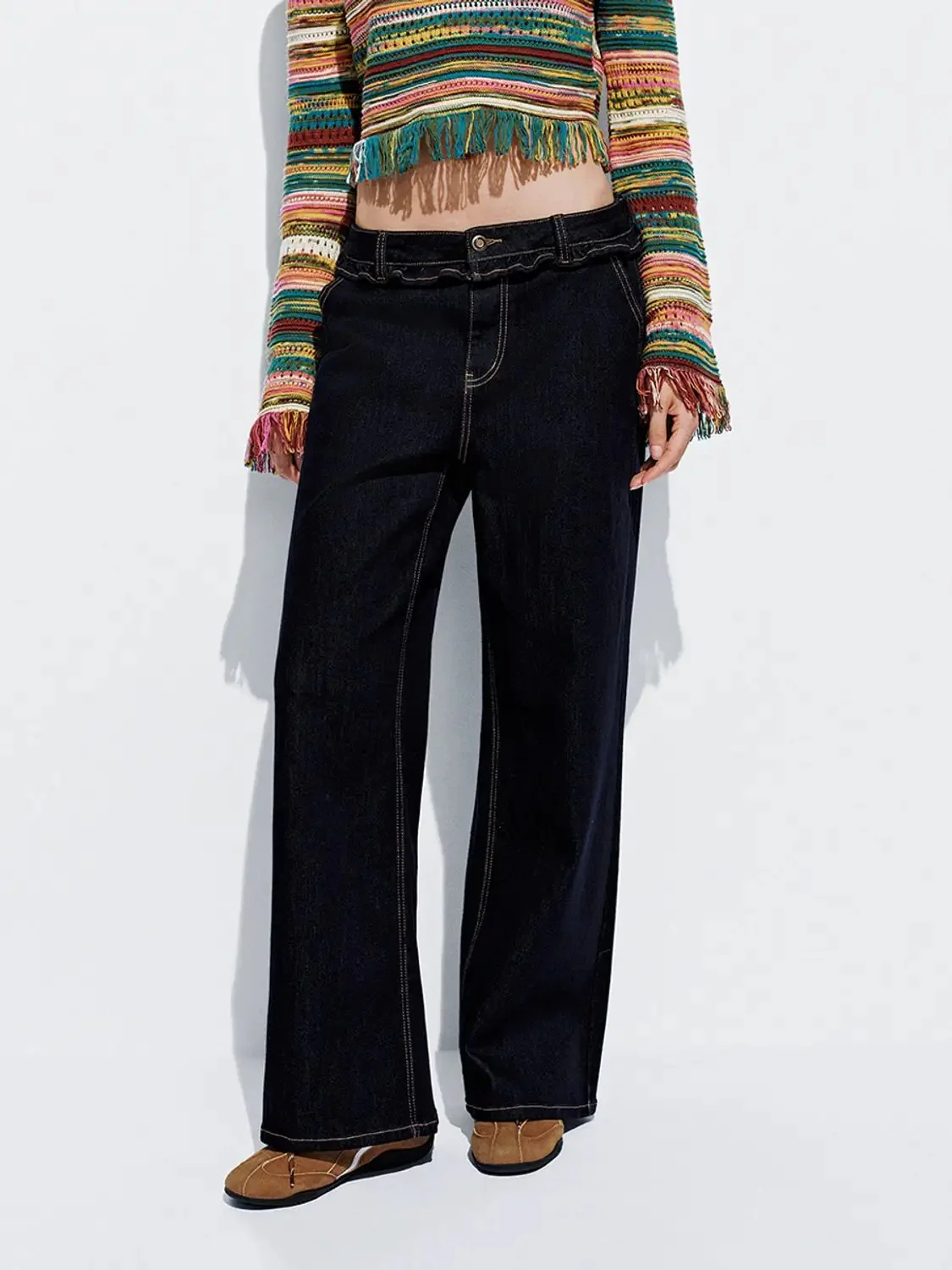 2531-ruffle-hem-flare-leg-jeans-9.webp Ruffle Hem Flare Leg Jeans