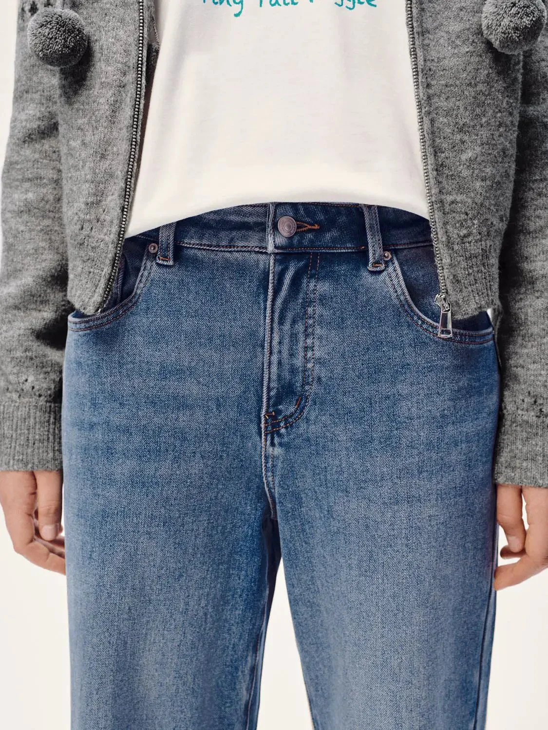 2608-wide-leg-jeans-4.webp Wide Leg Jeans