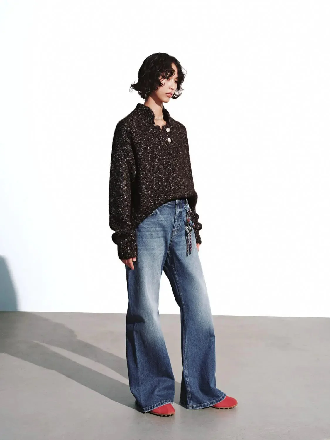 2615-loose-fit-flare-leg-jeans-6.webp Loose Fit Flare Leg Jeans