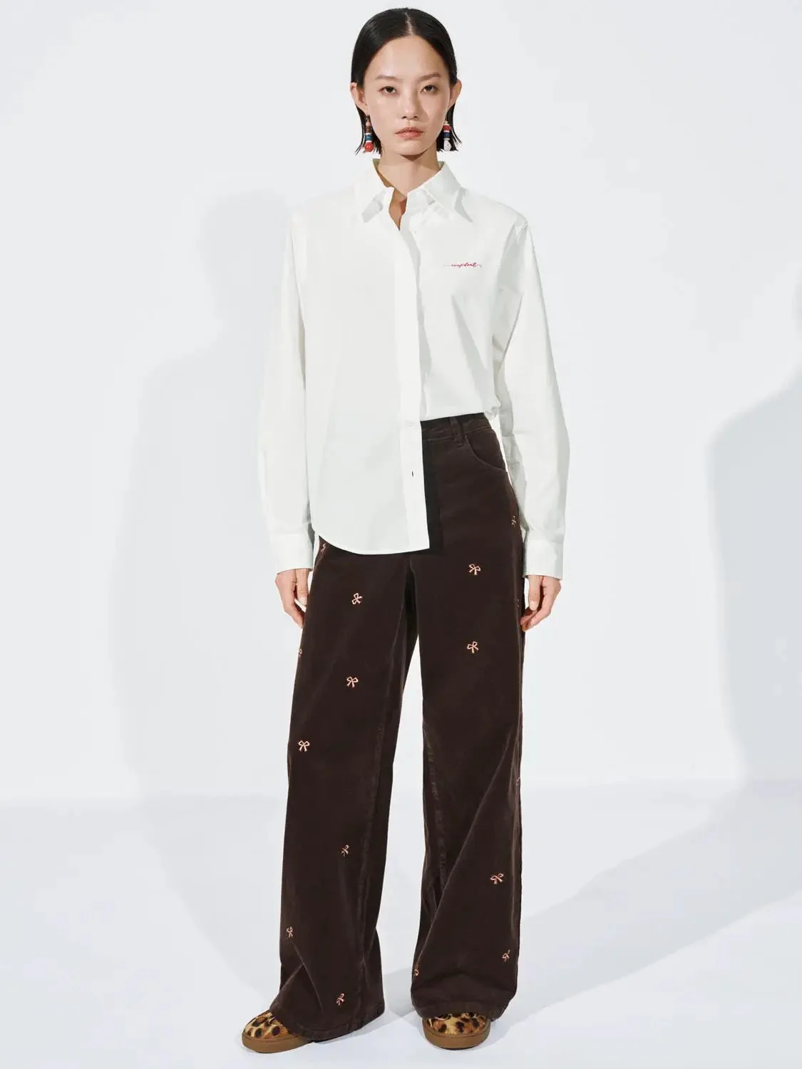 2678-bow-printed-wide-leg-jeans-6.webp Bow Printed Wide Leg Jeans