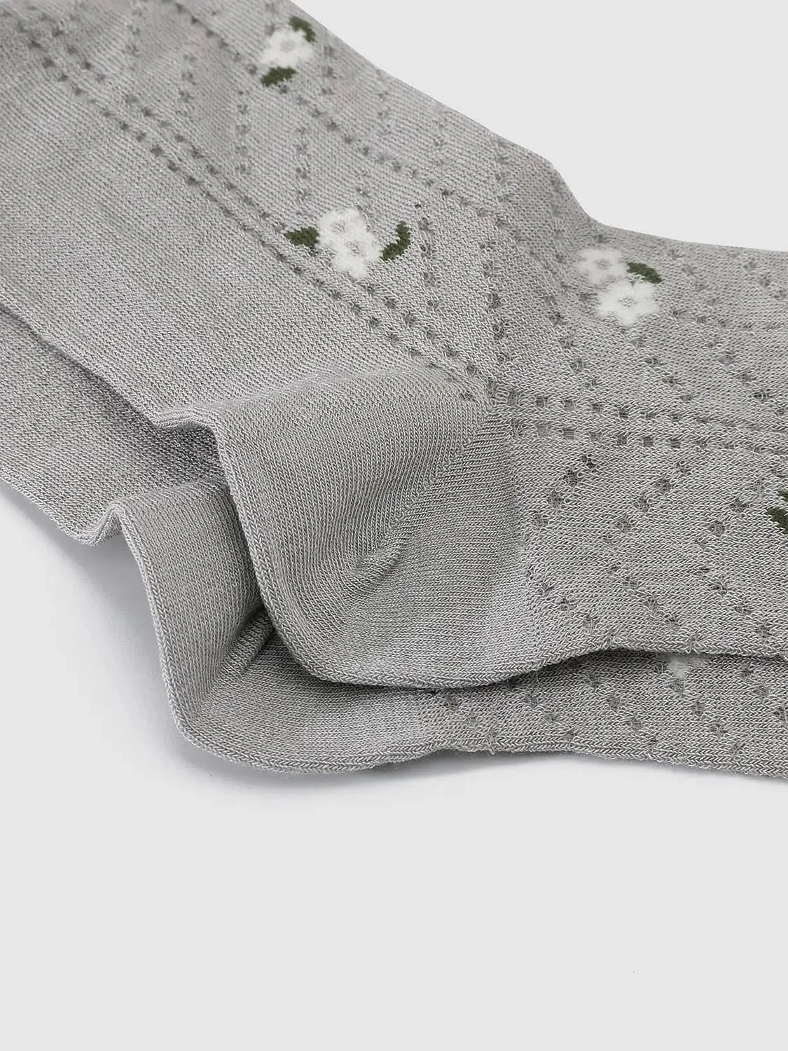 268-frill-detail-intarsia-knitted-socks-11.webp Frill Detail Intarsia Knitted Socks