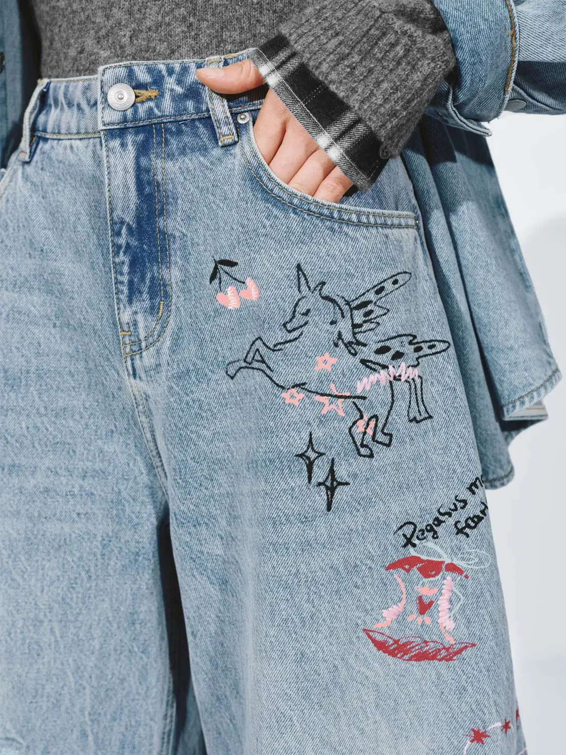 Printed Barrel Jeans