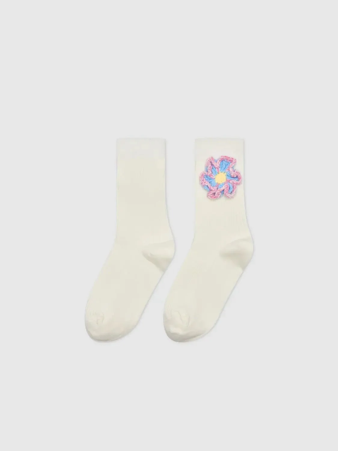 274-soft-cotton-blend-crochet-floral-embellished-socks-14.webp Soft Cotton Blend Crochet Floral Embellished Socks
